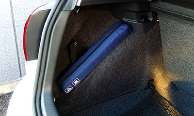 セーフティキット（ワーニングトライアングル＋安全ベスト） VW