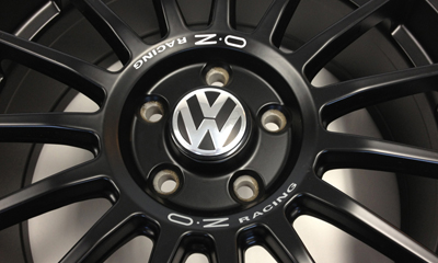 O・Z Superturismo-LM for VW (7.5X17) 【お取り寄せ商品】 ホイール マニアックス公式通販｜maniacs web  shop