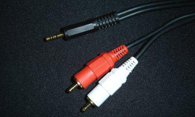 AUX接続ケーブル（1.0m） maniacsオリジナル純正デッキAUX入力