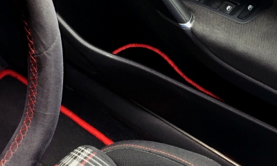 maniacs ドアポケット・ラグ（ブラックマット）for Golf7/7.5