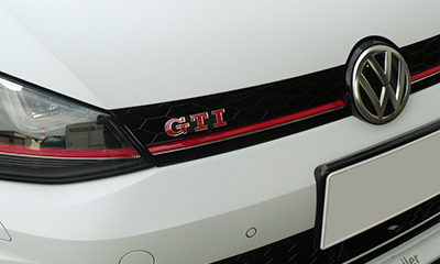 Golf7 GTI Performance Front Emblem GTIエンブレム マニアックス公式通販｜maniacs web shop