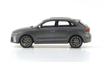 Spark 1/43 Audi RSQ3 2015 -Gray- Audi ミニチュアカー マニアックス