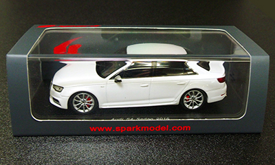 Spark 1/43 Audi S4 Sedan 2016 Audi ミニチュアカー マニアックス公式