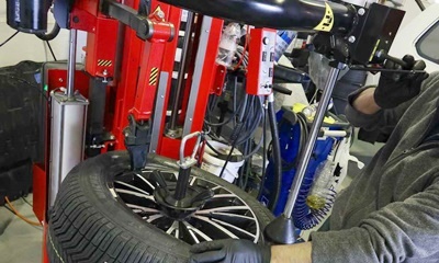 MICHELIN PILOT SPORT 5 225/45ZR17 94Y XLタイヤ交換【お取り寄せ商品