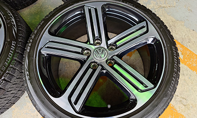 未走行 バリ溝 美品】フォルクスワーゲン UP！ GTI 純正