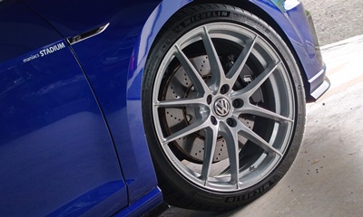 OL/US】OZ × maniacs Leggera-HLT Argento (19インチ/8J) ホイール