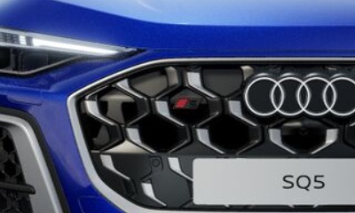 Audi純正 SQ5(GU)ブラックフロントエンブレム Audiエンブレム